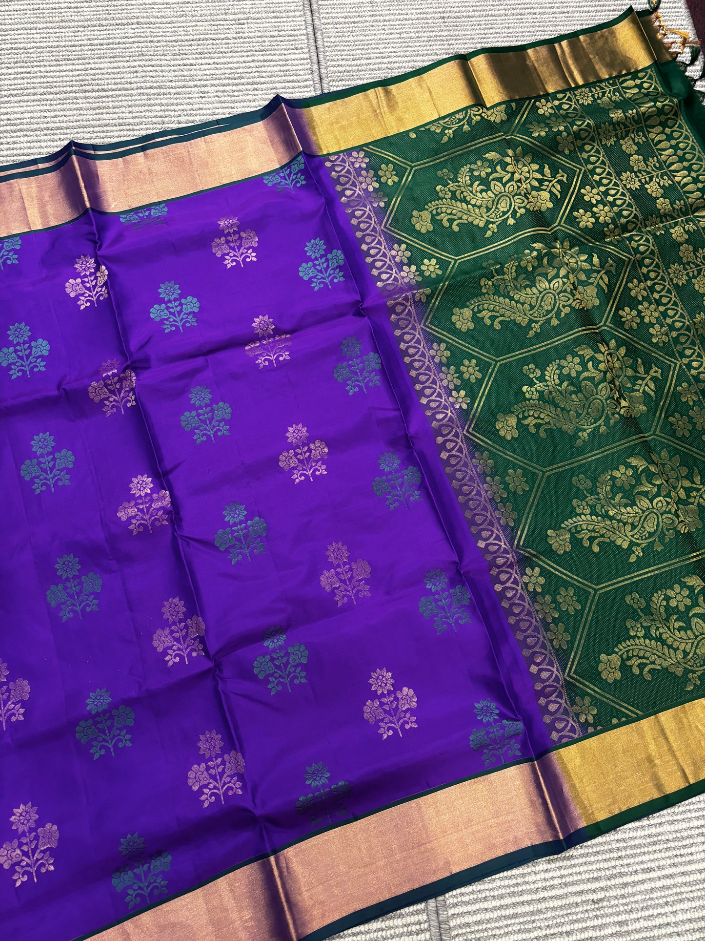 Traditional Pure Kanchipuram Silk Saree – Purple with Green Contrast