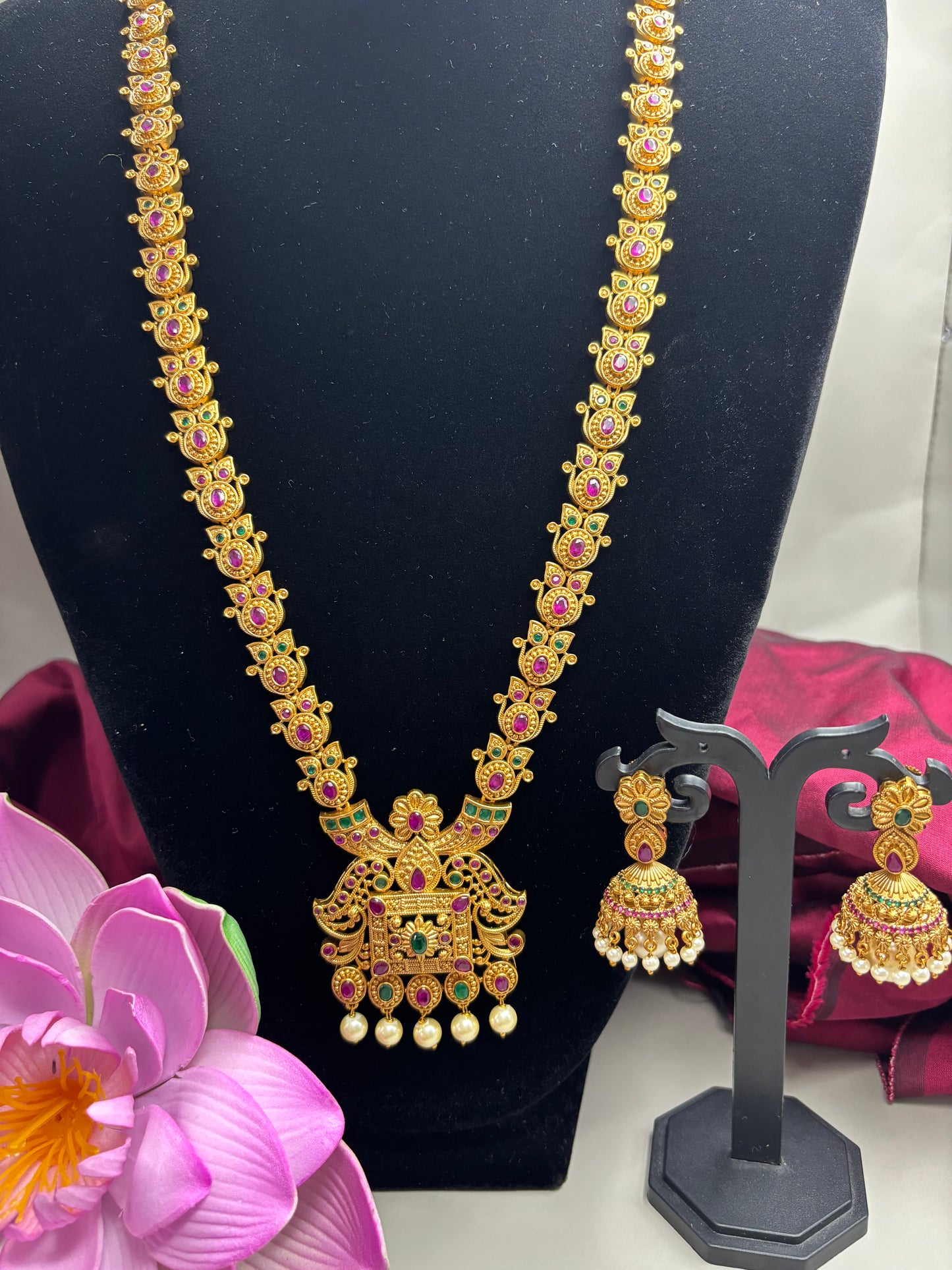 Royal Radiance – Premium Long Haram with Red & Green CZ Sparkle