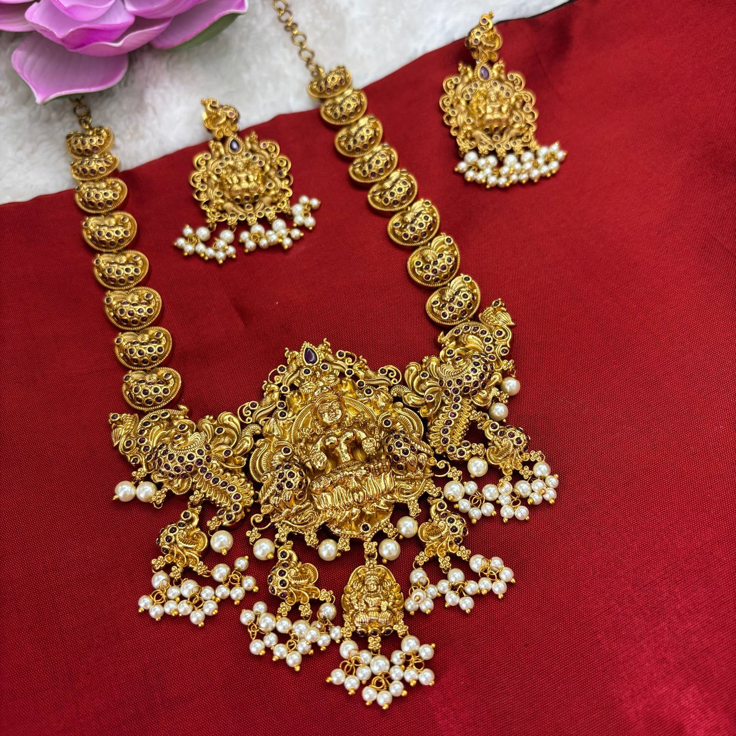 Divine Temple Necklaces with White Motifs – Heritage Elegance in Every Detail