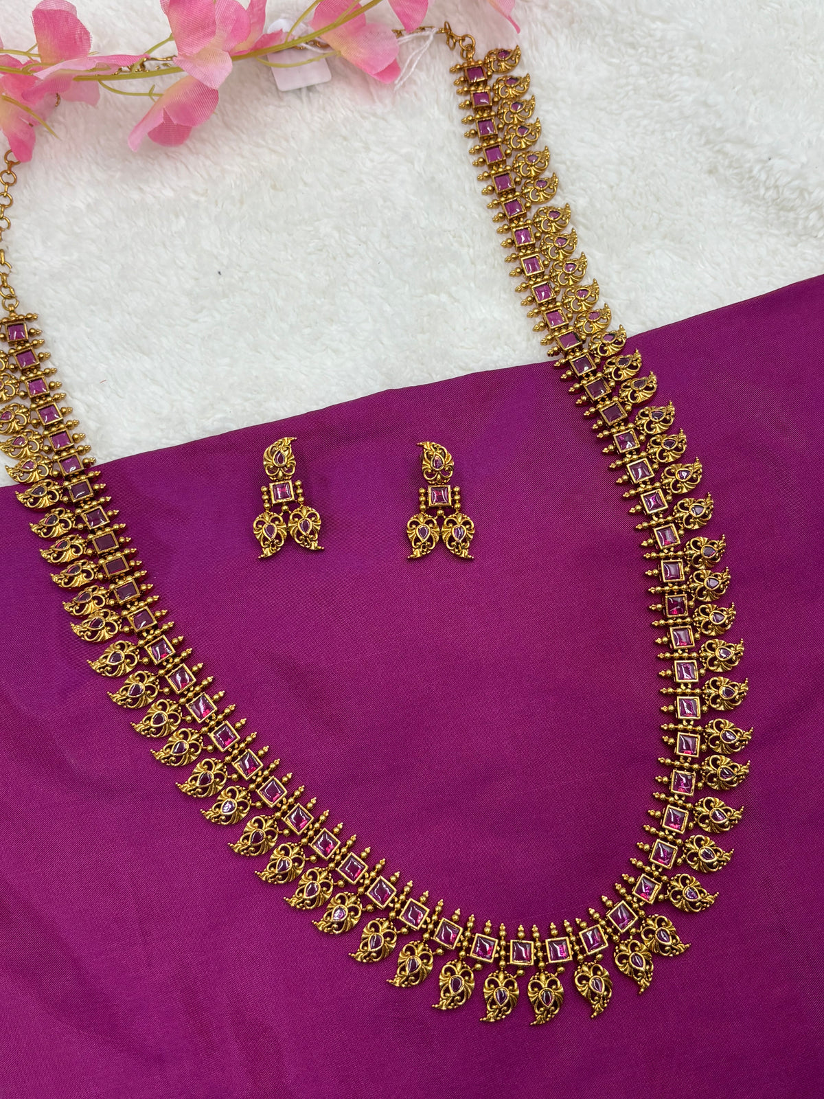 South Indian Temple Mango Design Long Haram Set – Antique Gold with Pink Stones