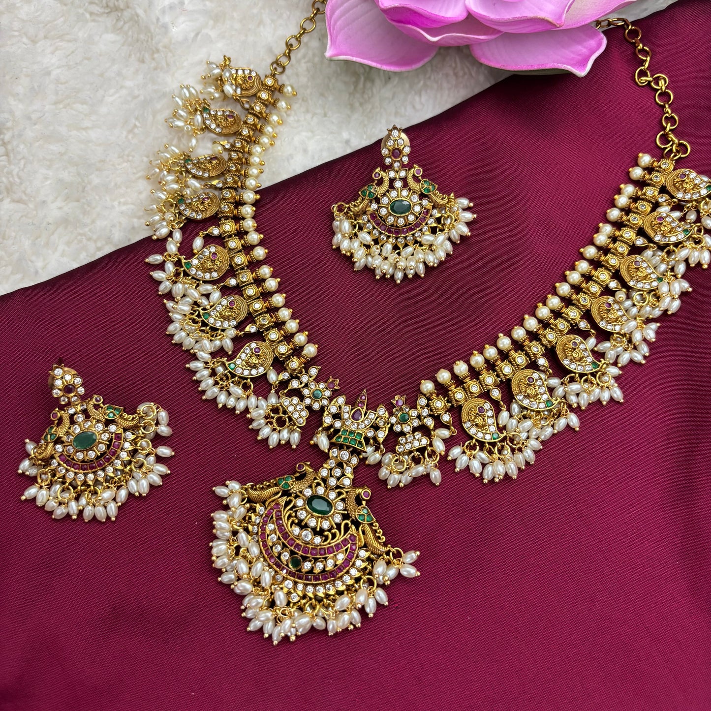 Heritage Glow – Guttapusalu Necklace with Rice Pearls, Pink & Green Kemp Accents