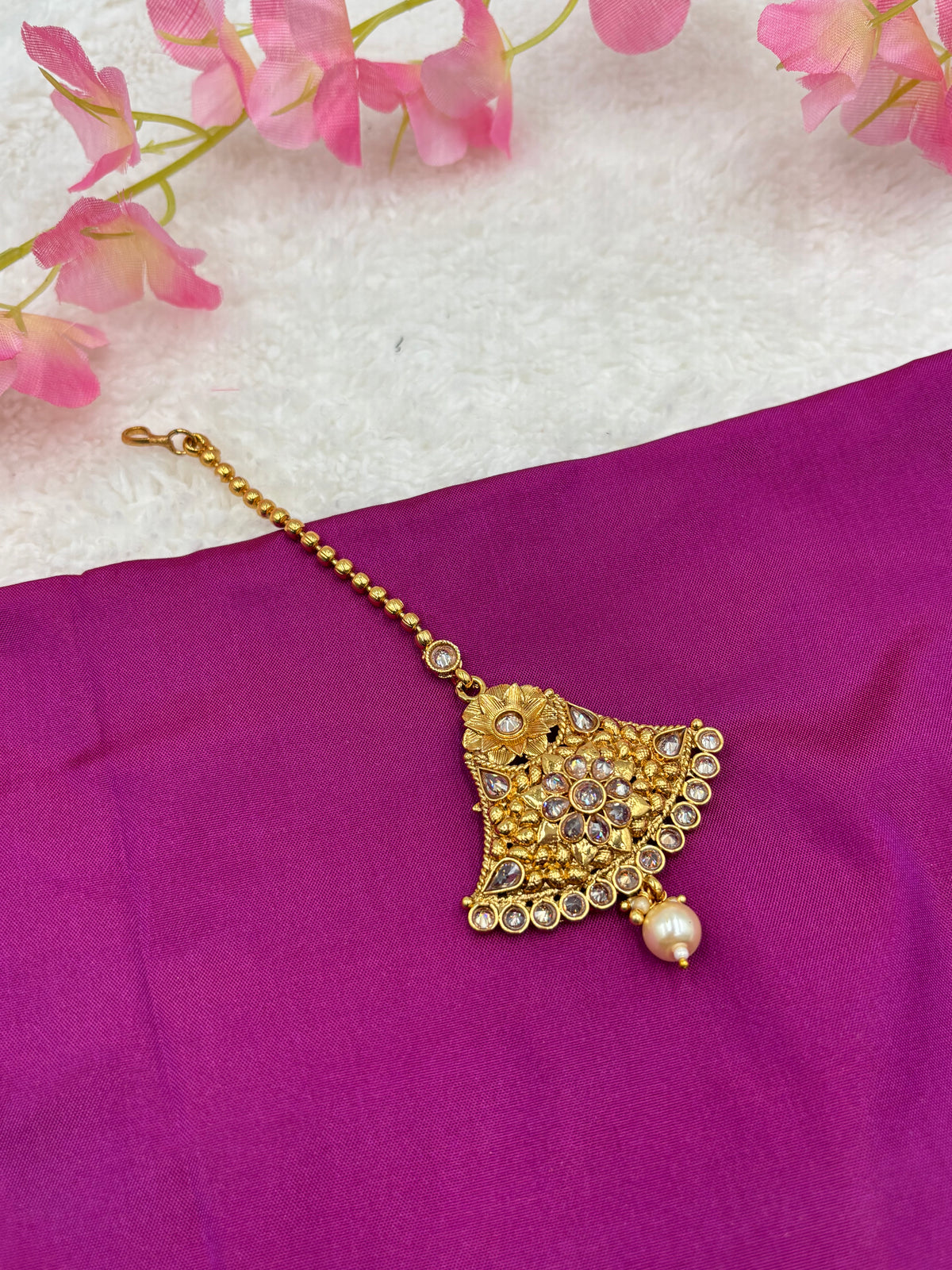 Elegant Matte Finish Tikka – Floral Pattern with Hanging String Chain