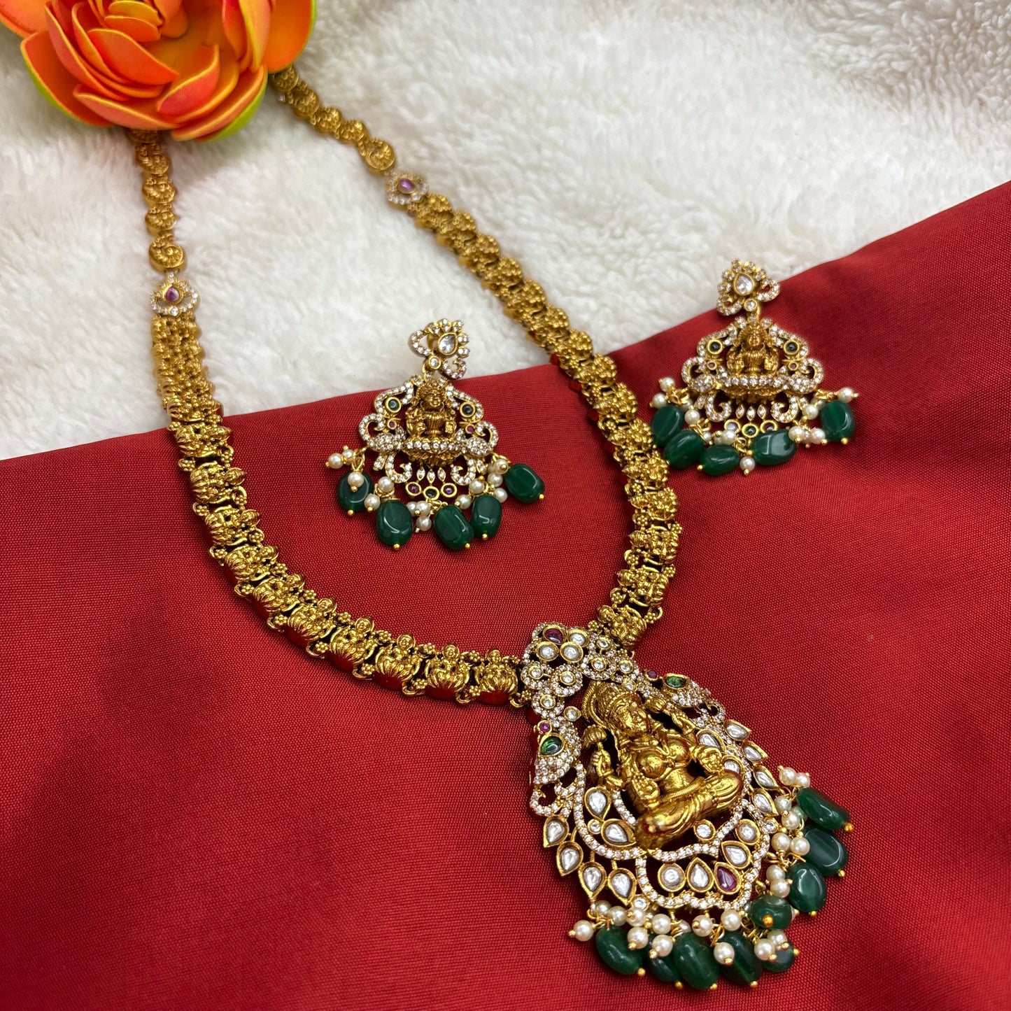 Divine Grace – Temple Long Haram with Radiant Green Beads