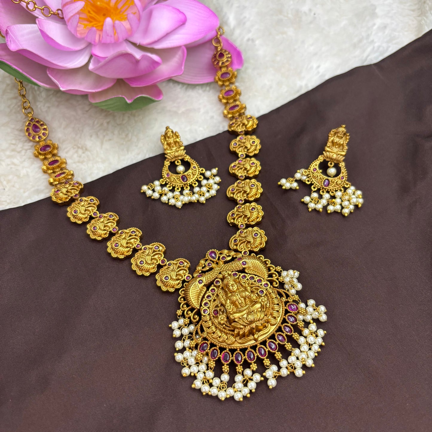 Graceful Divinity – Temple Design Matte Gold Necklace with Pink Stones & White Motifs