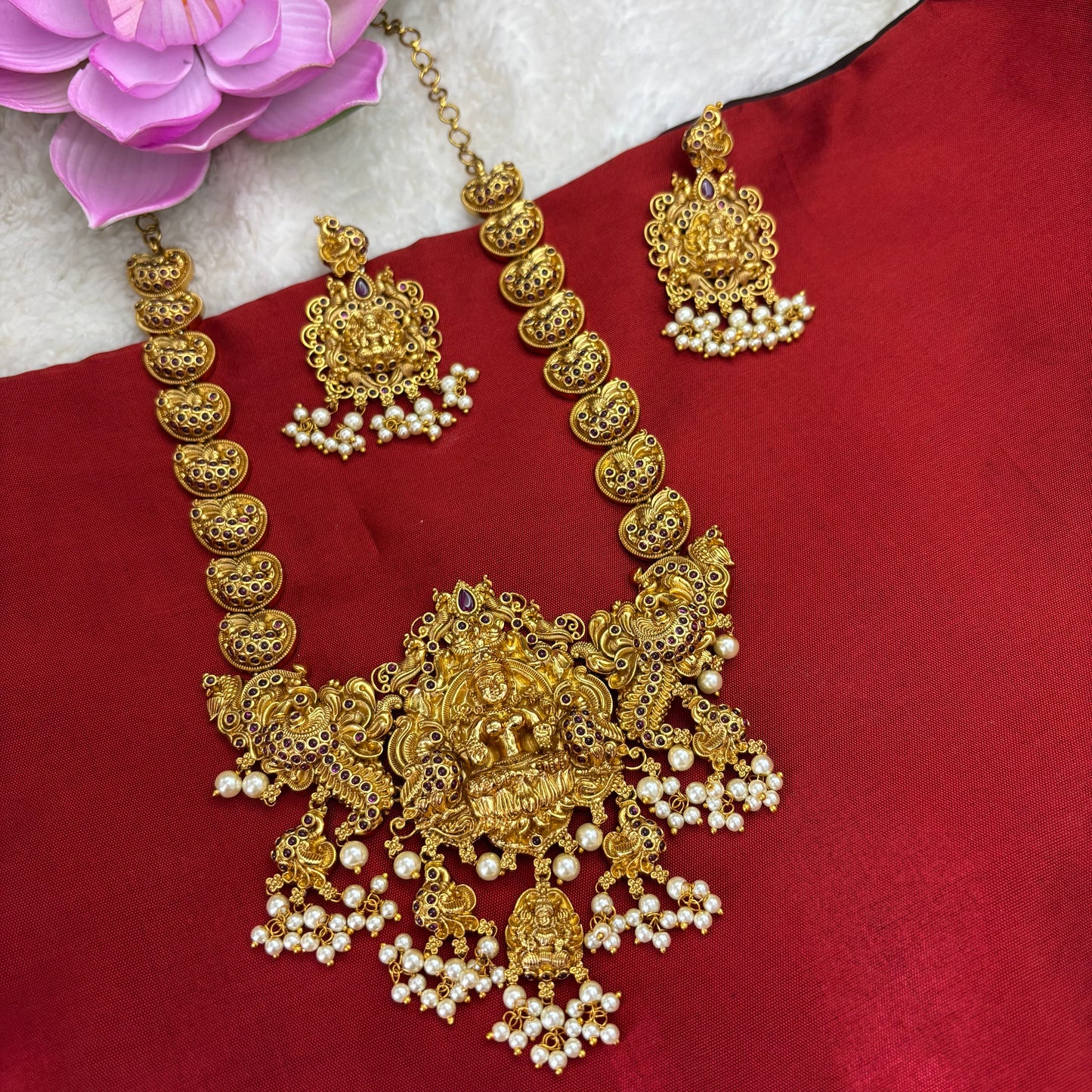 Divine Temple Necklaces with White Motifs – Heritage Elegance in Every Detail