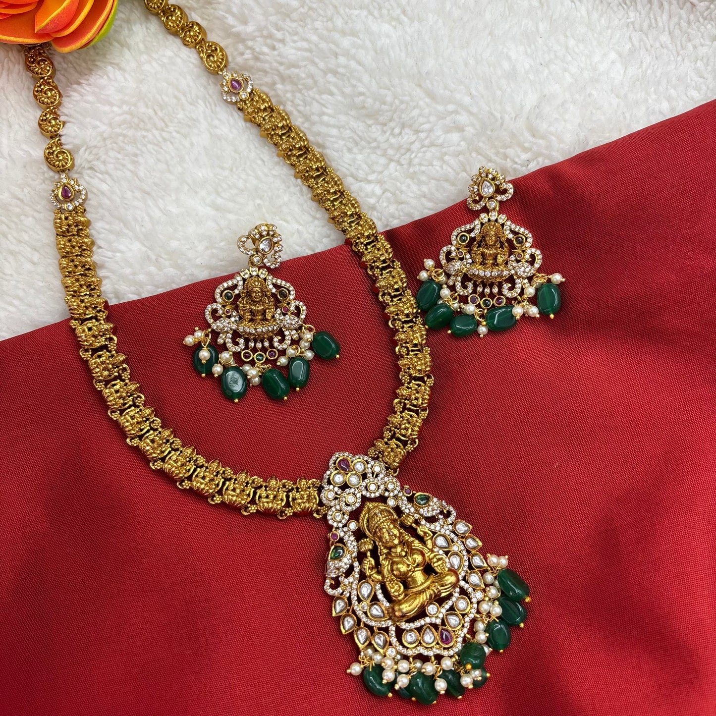 Divine Grace – Temple Long Haram with Radiant Green Beads