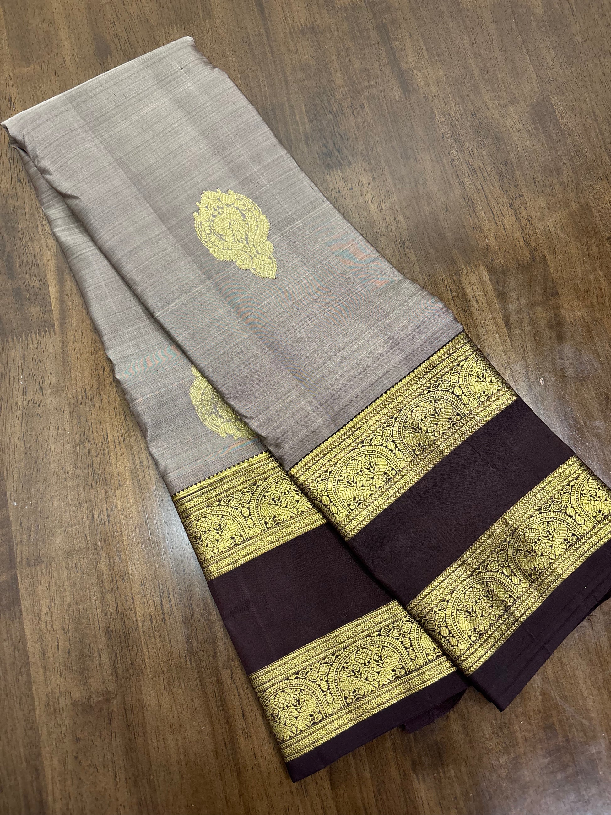 kanchipuram-darkgrey-traditional-silk-saree-front