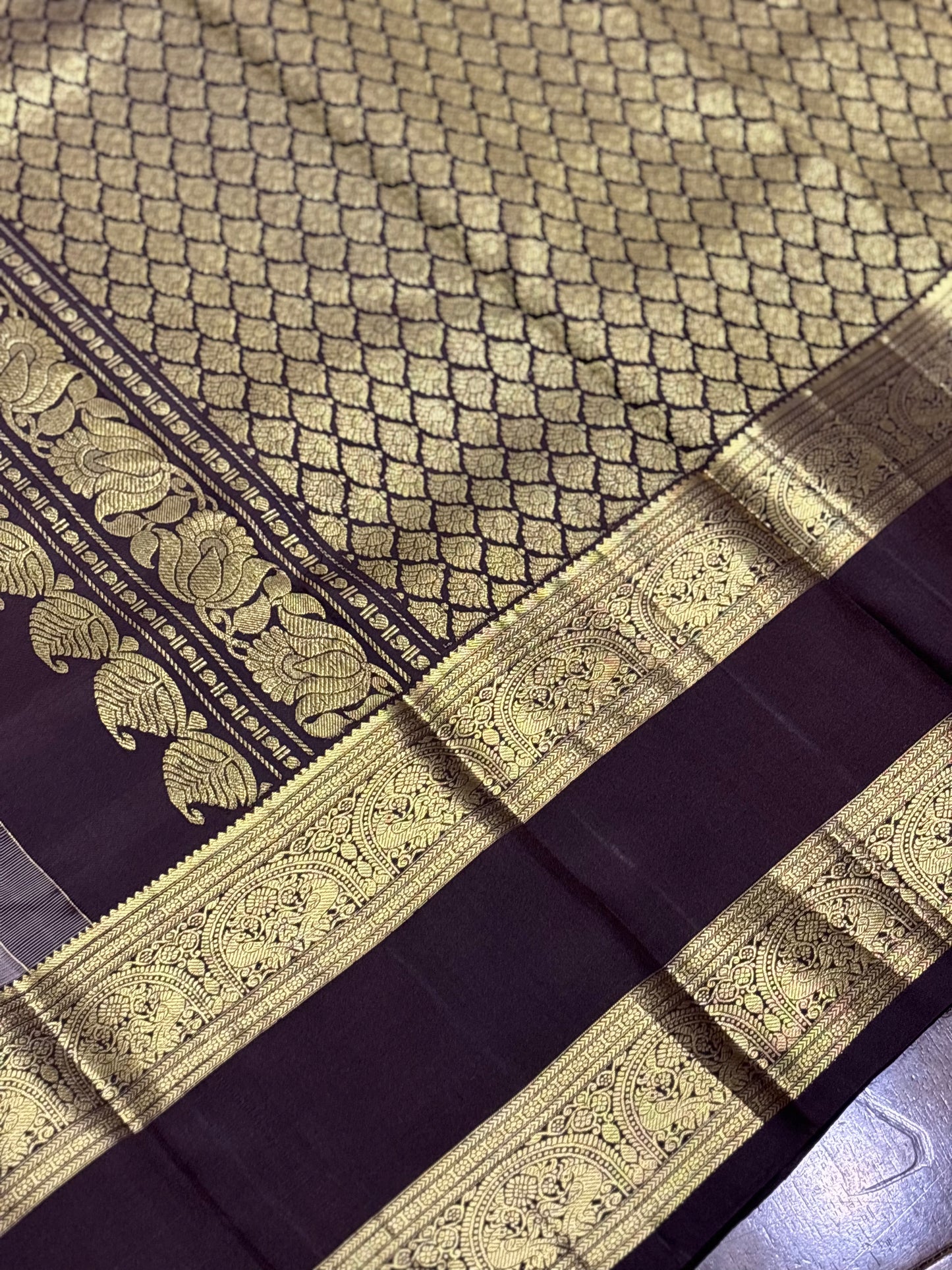 kanchipuram-darkgrey-traditional-silk-saree