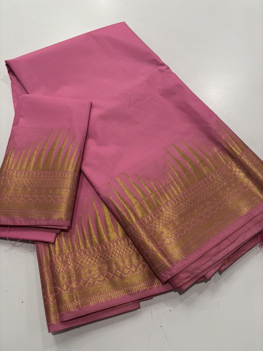 Light Pink Semi Silk Saree with Temple Border & Matching Pallu