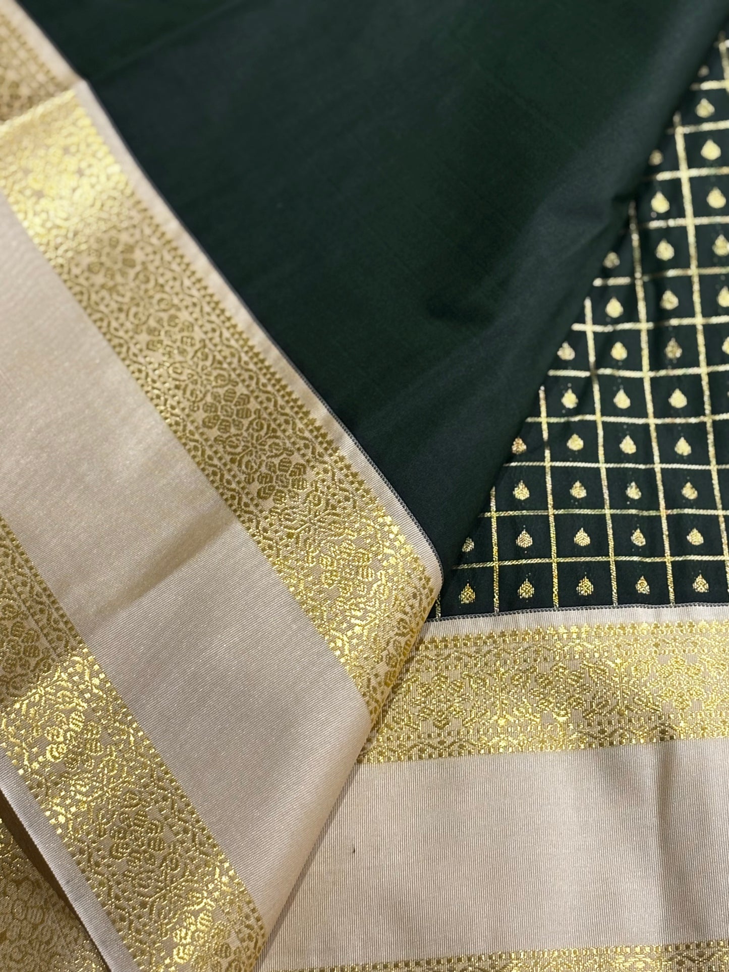 Elegant Semi Kanchipuram Saree – Bottle Green Body & Beige Gold Border