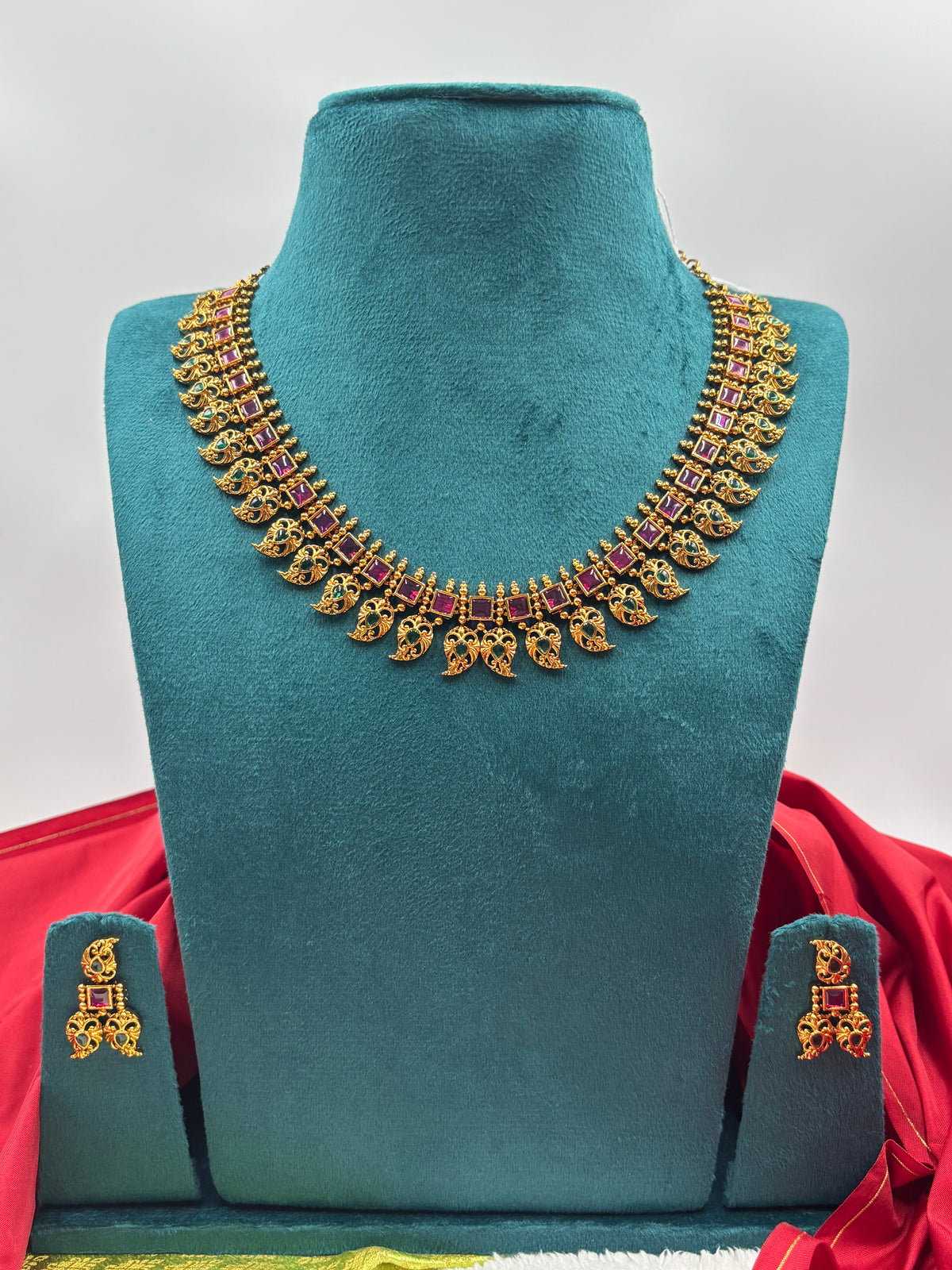 South Indian Temple Kemp Necklace Set with Antique Gold Detailing