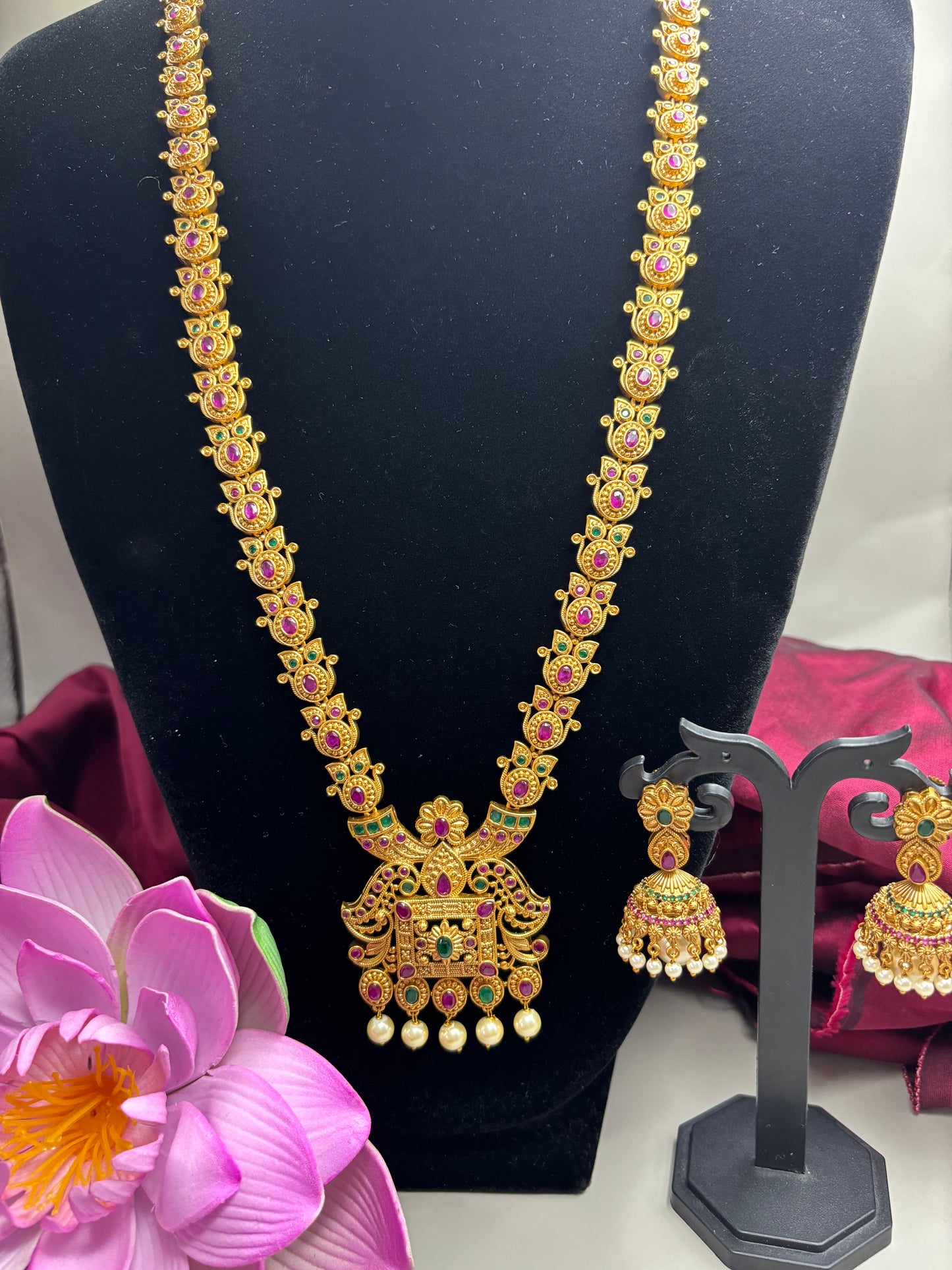 Royal Radiance – Premium Long Haram with Red & Green CZ Sparkle