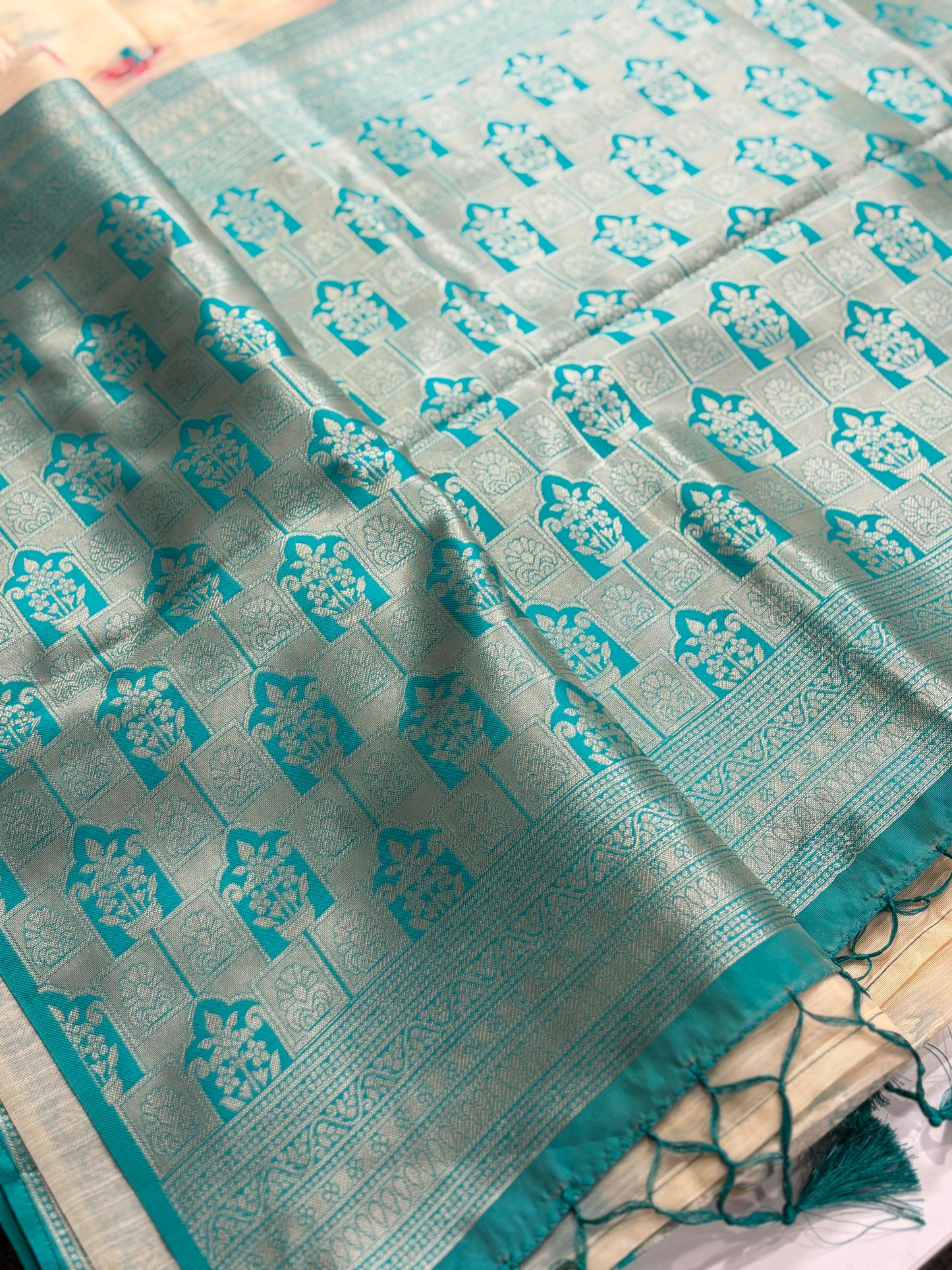 Elegant Silk‑Cotton Jamdani Saree – Cream Body with Elephant Prints and Sky‑Blue Contrast