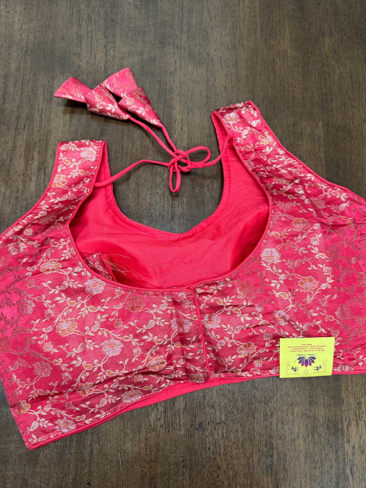 Elegant Pitchy Pink Brocade Blouse Featuring Gold Thread Motifs