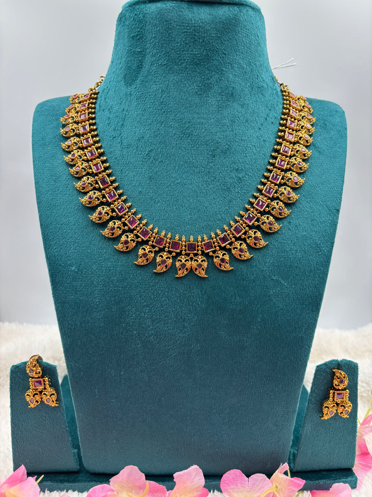 Antique Gold Pink Kemp Stone Mango Design Necklace Set