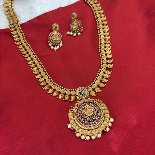 Graceful Heritage – Mango Design Long Haram with Pink Kemp Stones