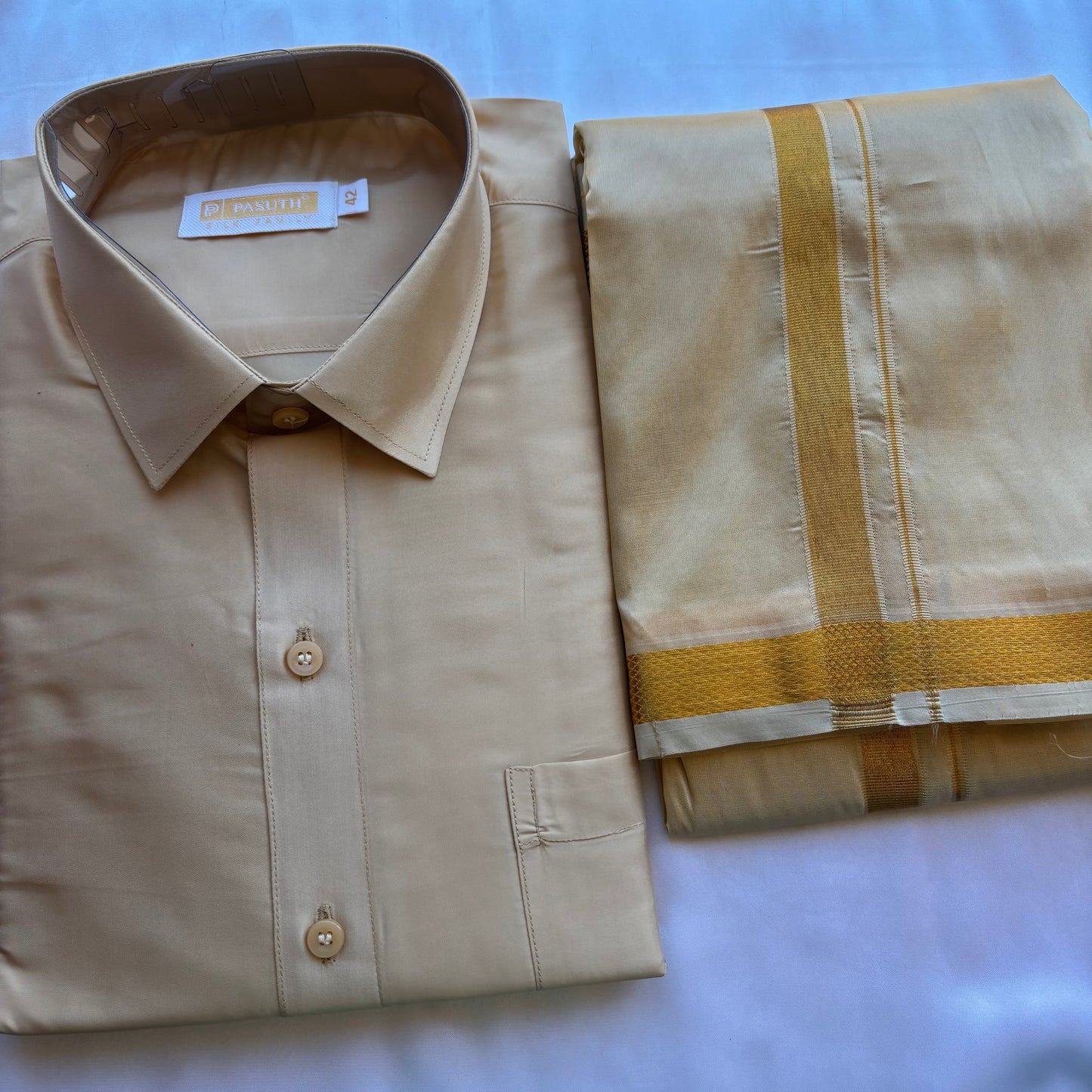 South Indian Gold Silk Veshti Set – Festive Collection