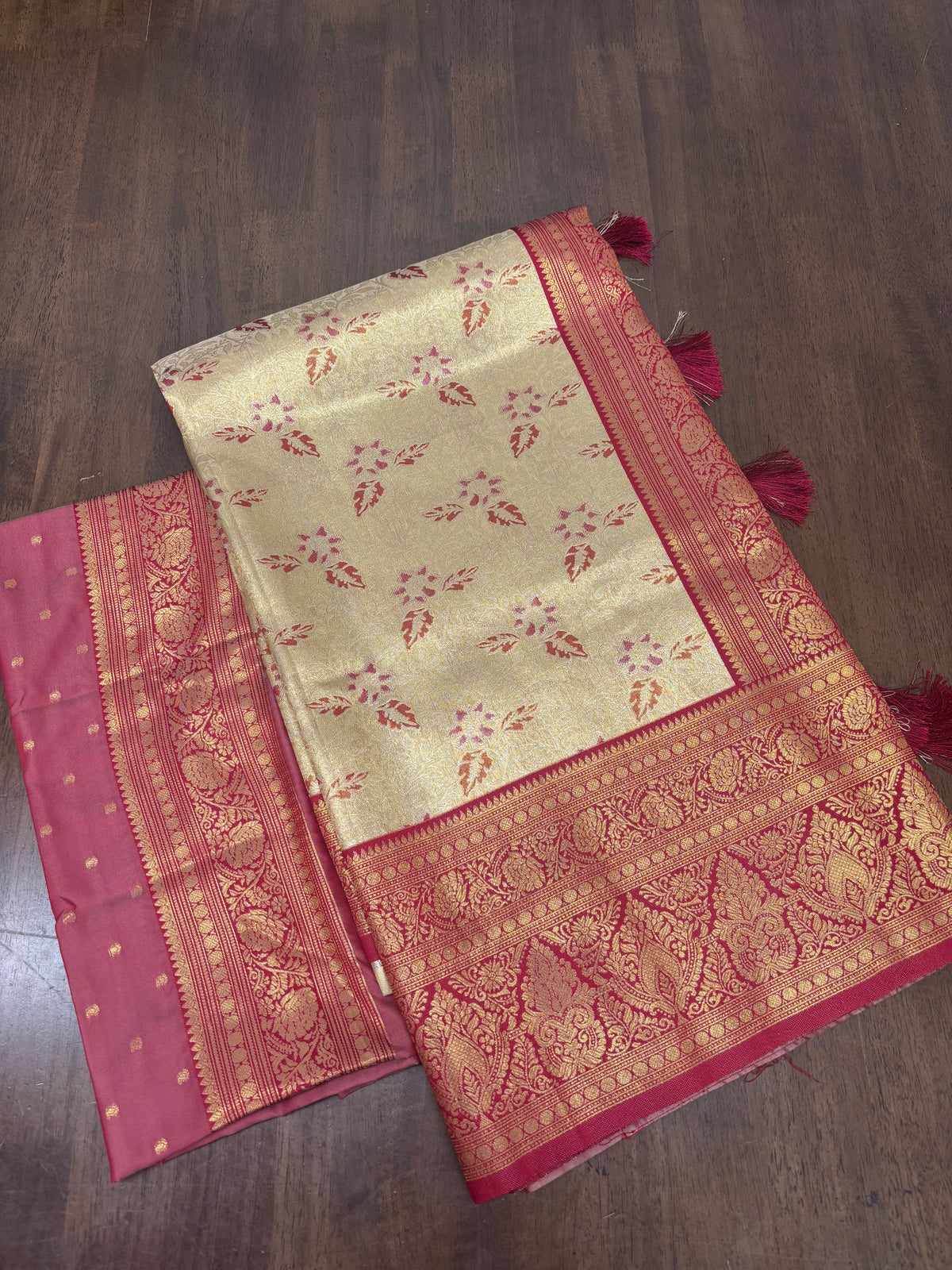 Heritage Kanchi Soft Silk Saree with Floral Design and Maroon Contrast