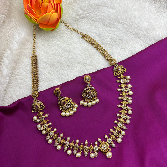 Graceful Heritage – Matte Gold U-Shape Long Haram with Muhapu Design
