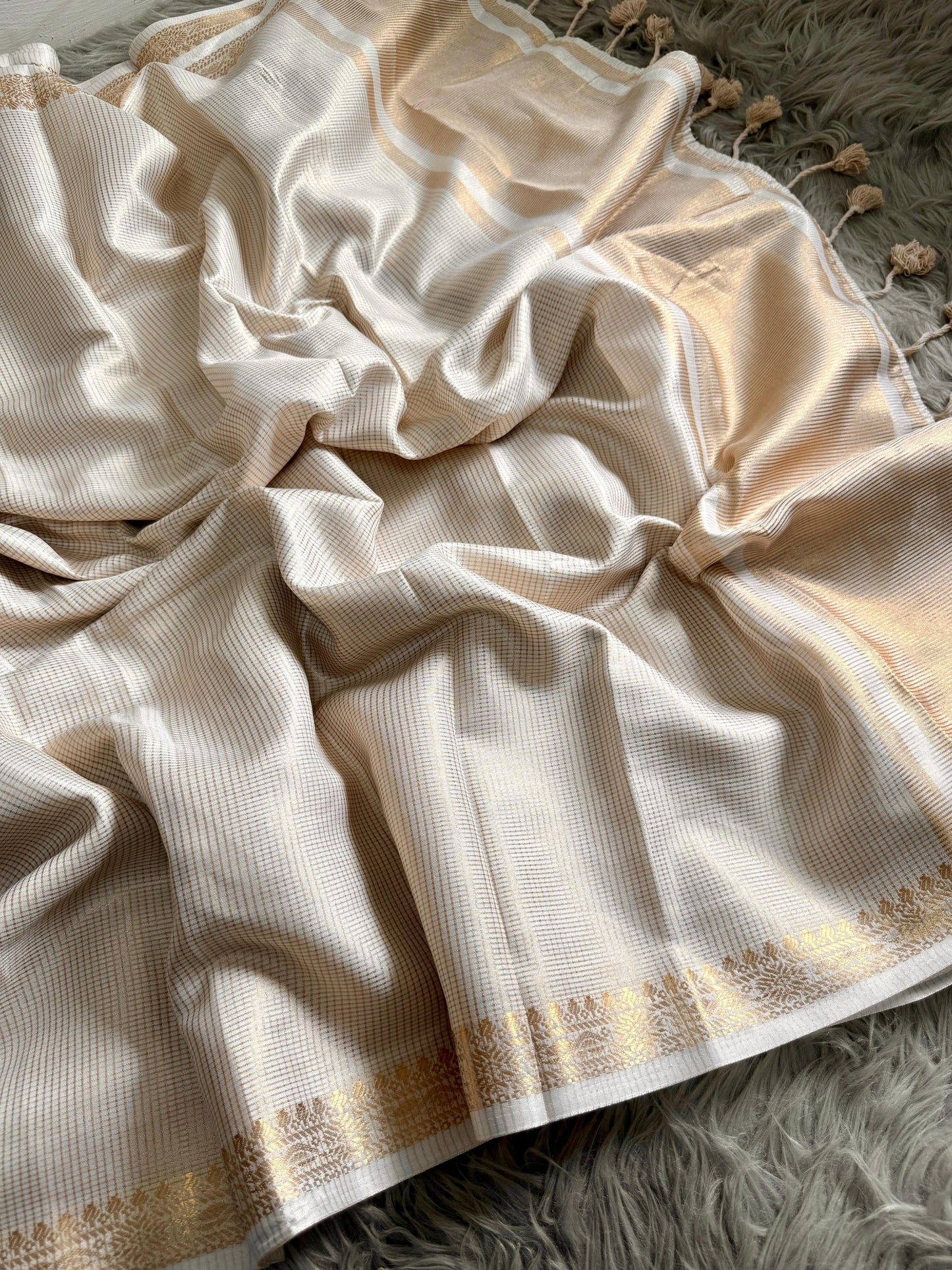 Premium Soft Silk Saree in Half White – Traditional & Elegant