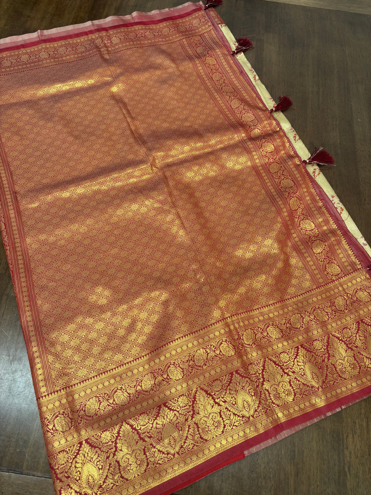 Heritage Kanchi Soft Silk Saree with Floral Design and Maroon Contrast