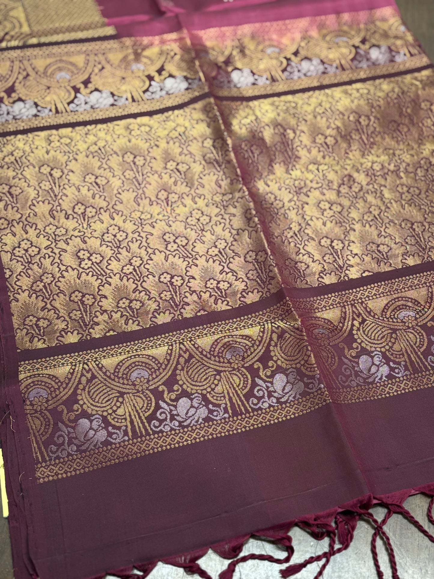 Onion Pink and Magenta Kanchipuram Silk Saree