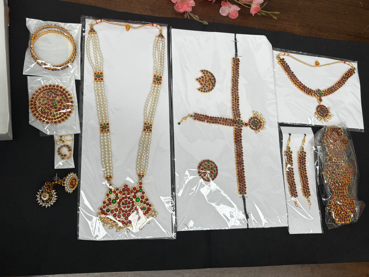 Complete Bharatanatyam Temple Jewellery Set – Kemp Stones & Pearls