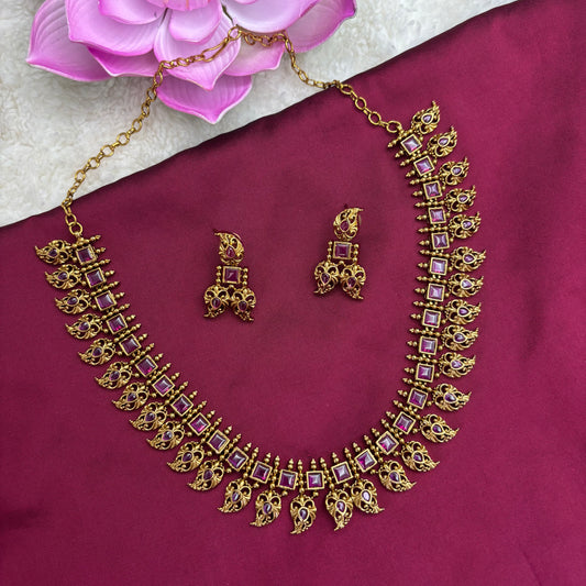Blossom Heritage – Mango Design Kemp Necklace Set in Pink & Light Green Stones