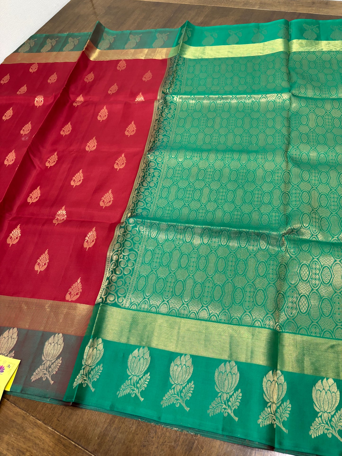 Maroon & Green Kanchipuram Soft Silk Saree with Traditional Elegance