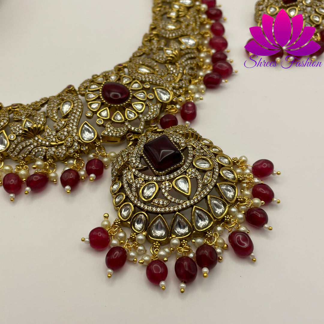 Burgundy Elegance: Victorian-Inspired Stone Necklace