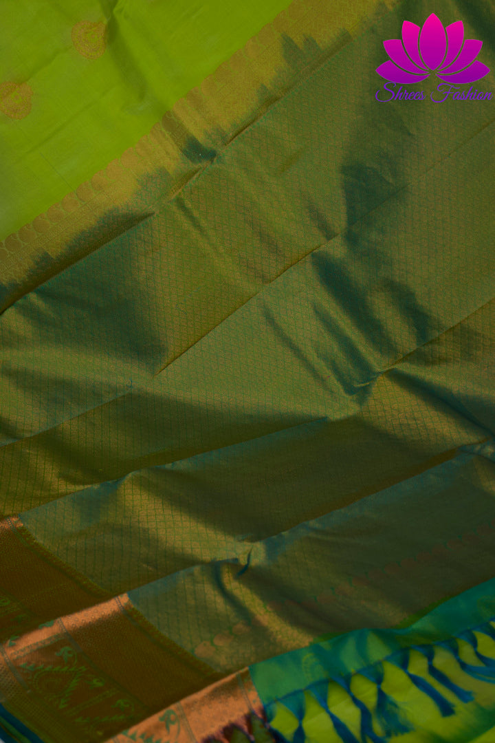 Pastel Green with Cyan| Kanchipuram Silk | Silk Mark Certified