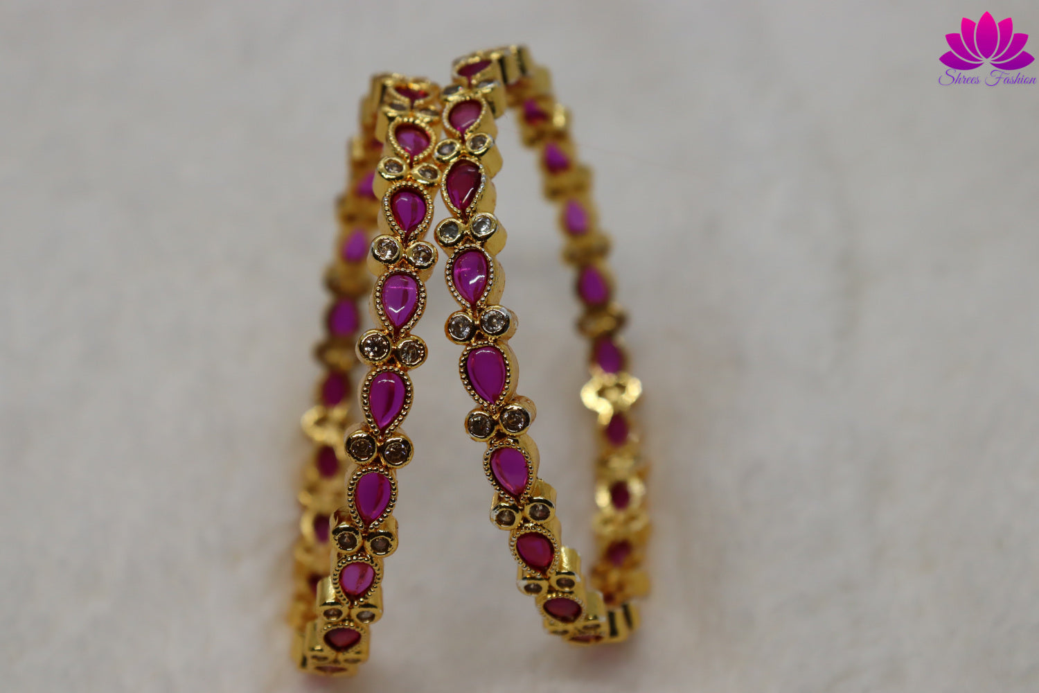 Tilak Design Kemp Stone Bangles